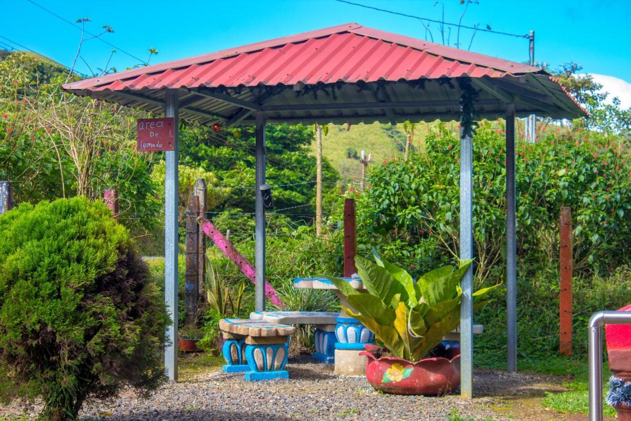 Cabinas Cascada Rio Celeste Bijagua Exterior foto